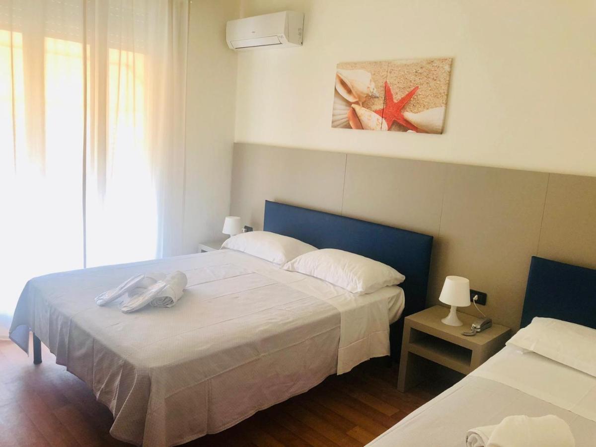 Hotel Perla Del Mare Lido di Camaiore Luaran gambar
