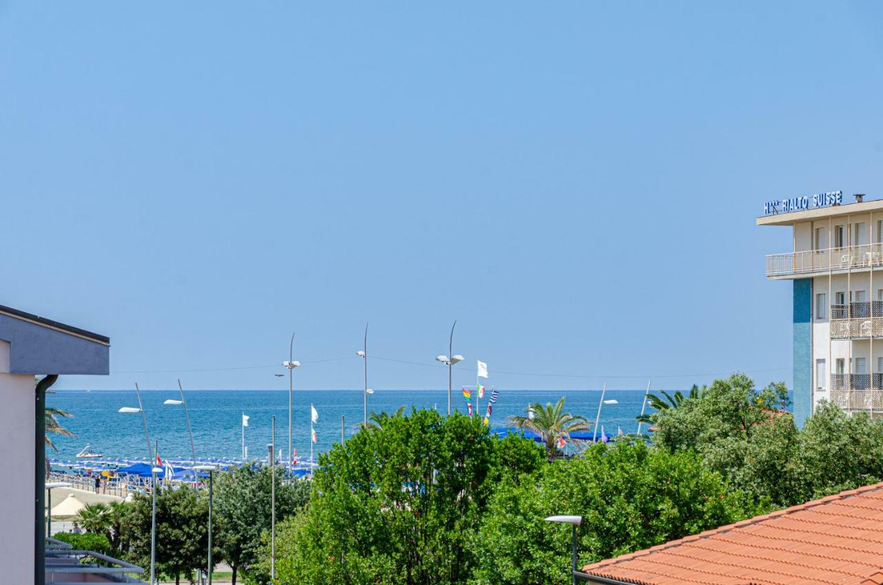 Hotel Perla Del Mare Lido di Camaiore Luaran gambar