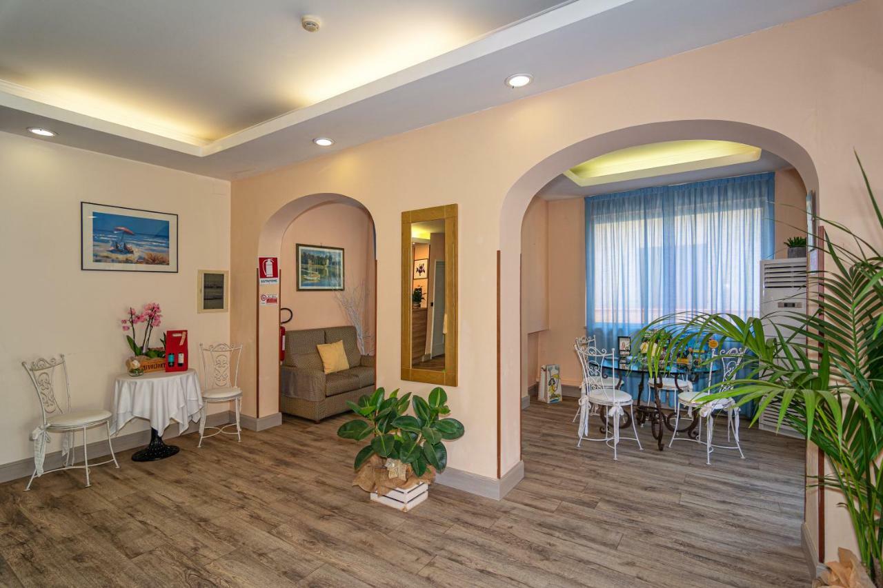 Hotel Perla Del Mare Lido di Camaiore Luaran gambar
